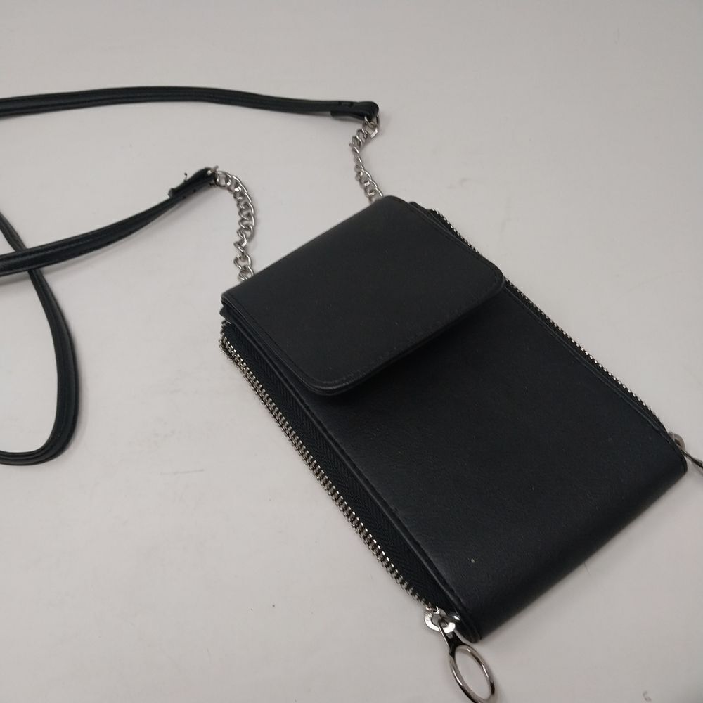 EXPRESS CROSSBODY BAG - Picture 11 of 11